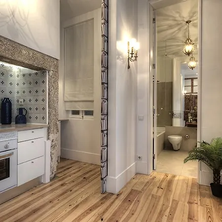Arsenal Apartment アパート *